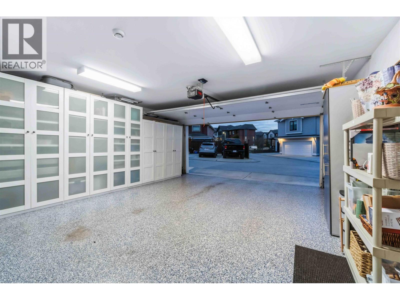 4688 HAZELNUT Way, Tsawwassen