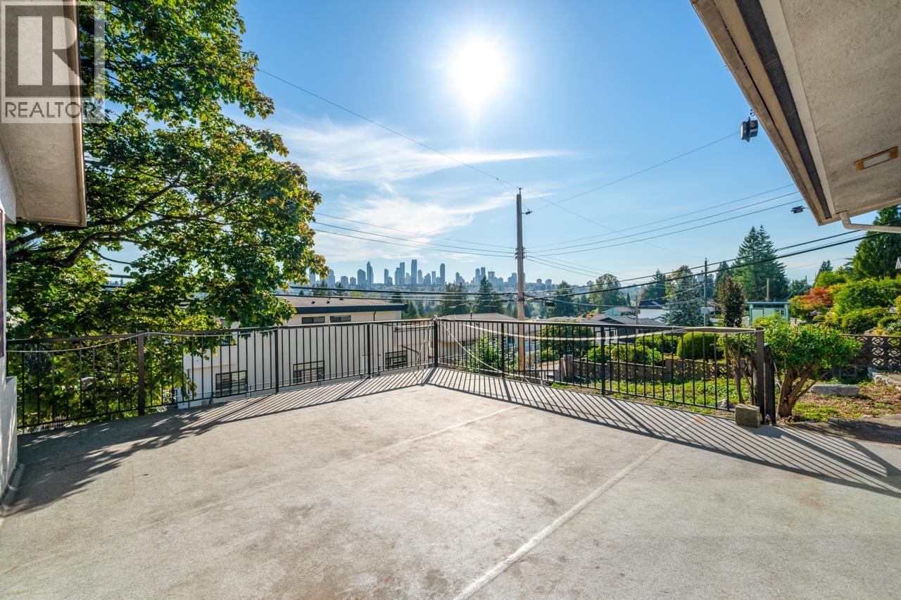 4325 MAHON AVENUE, Burnaby