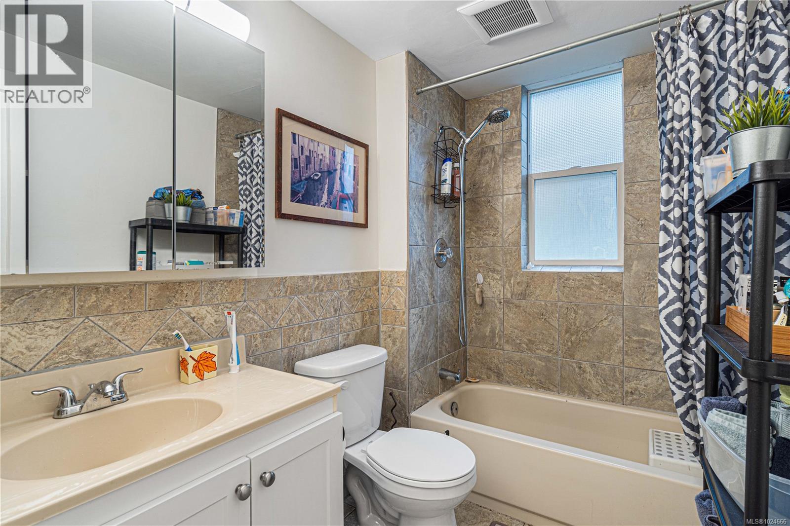 38 MACHLEARY ST - 19