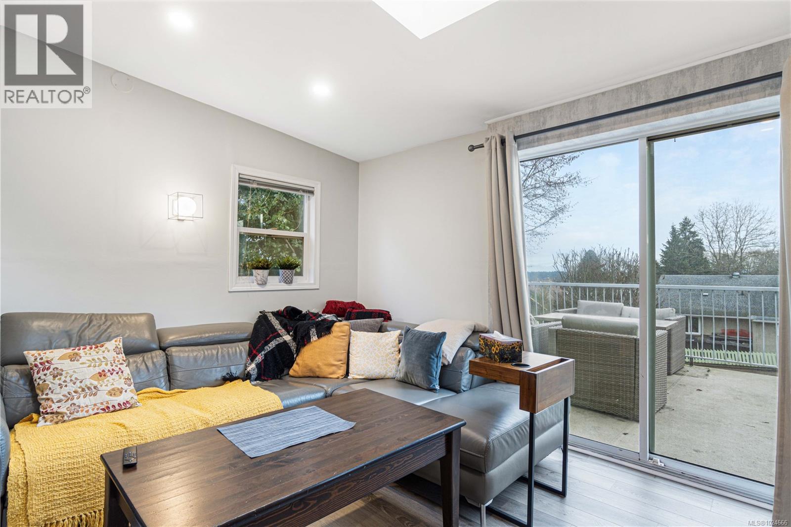 38 MACHLEARY ST - 24