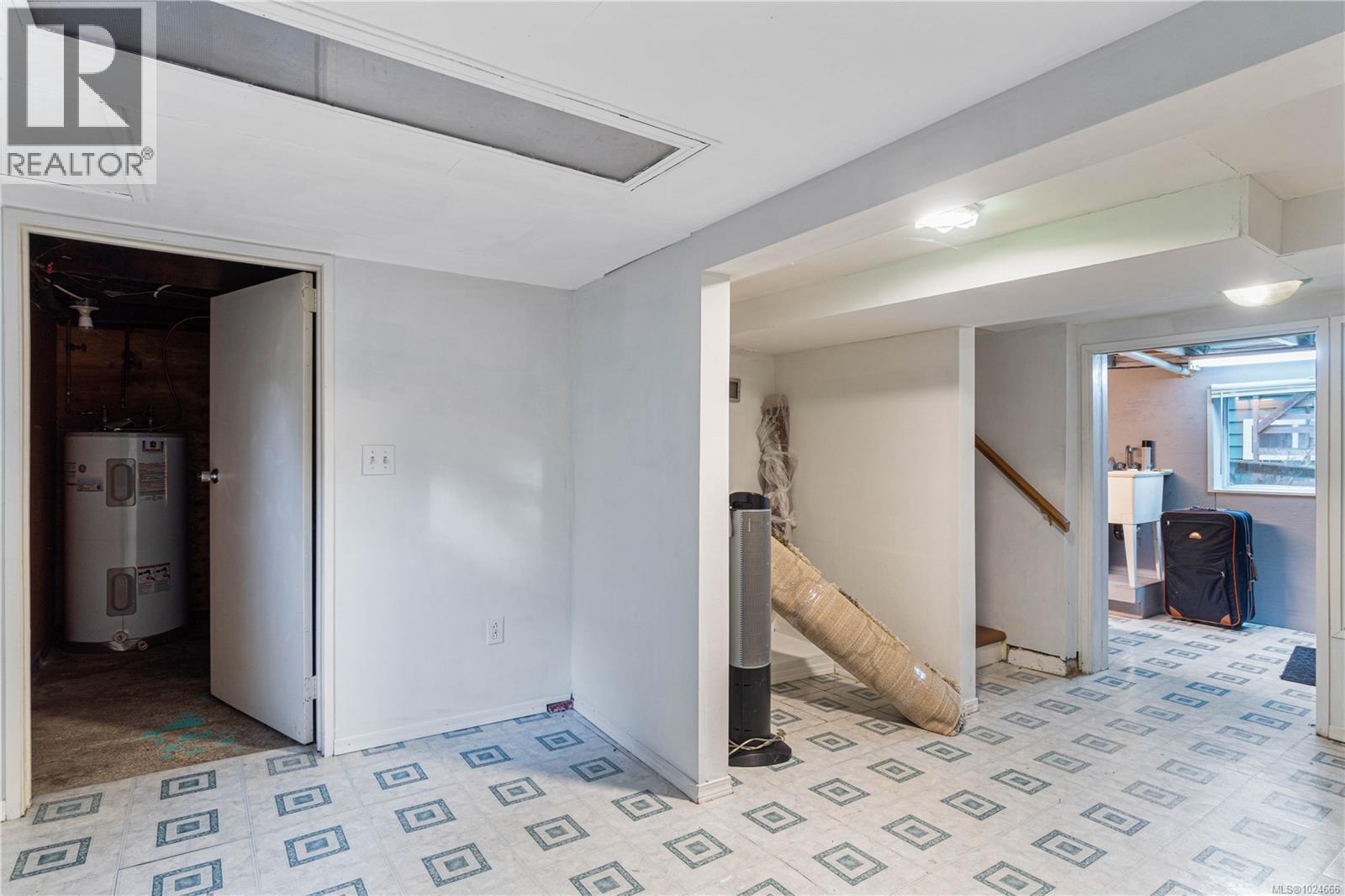 38 MACHLEARY ST - 36