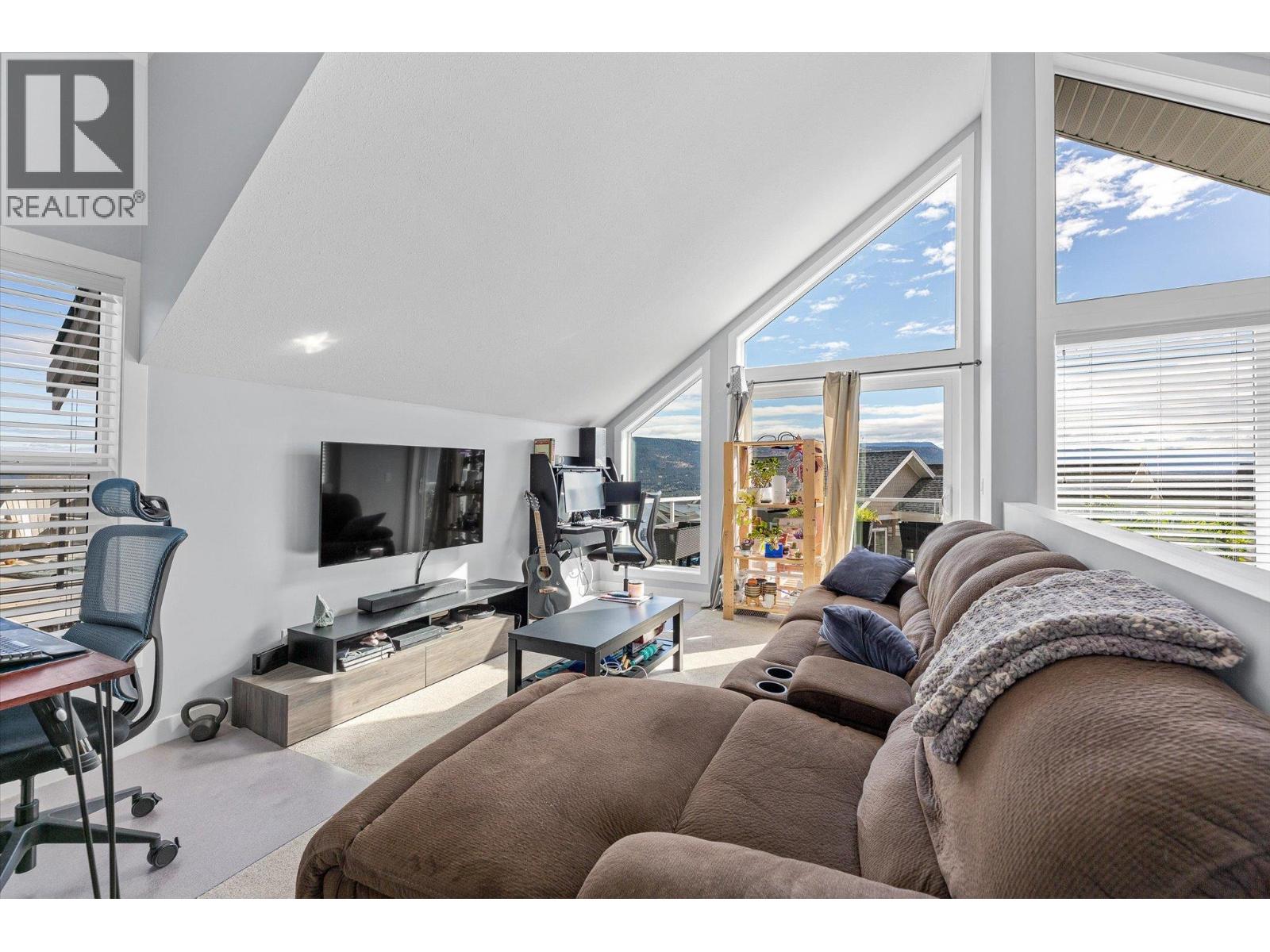 410 6956 Terazona Loop, Kelowna