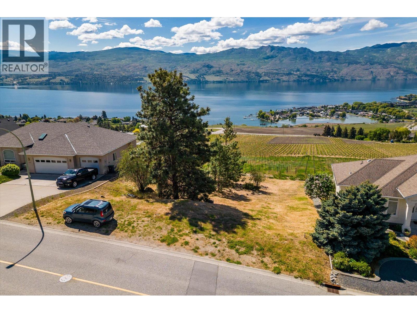  1345 Gregory Road, West Kelowna