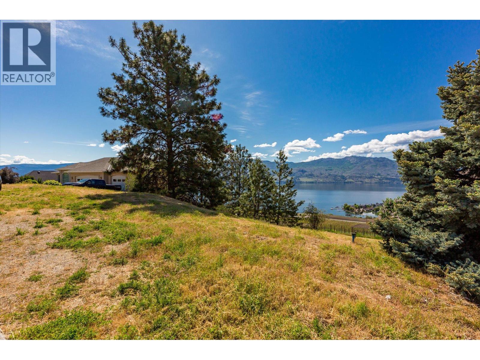  1345 Gregory Road, West Kelowna