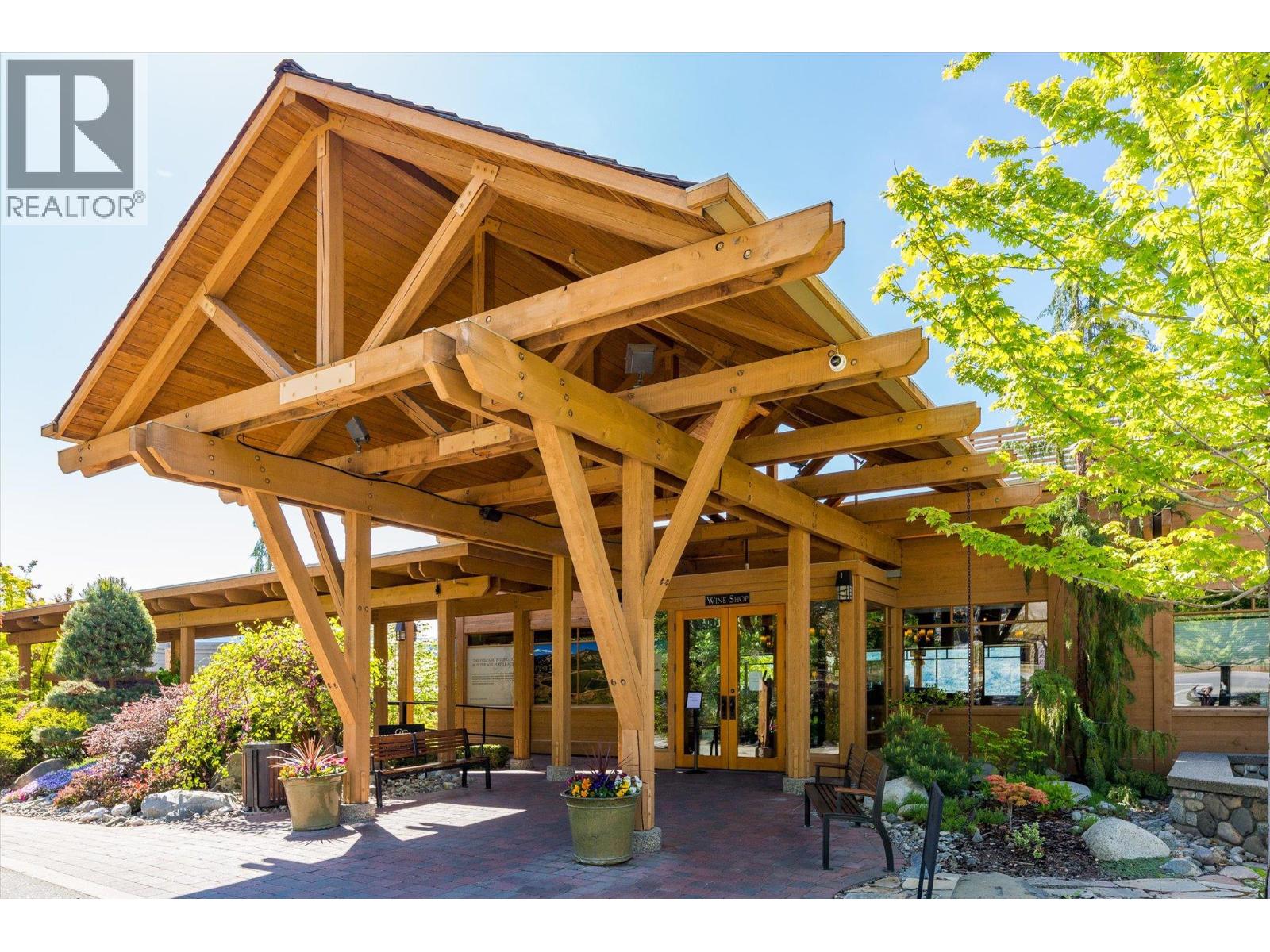  1345 Gregory Road, West Kelowna