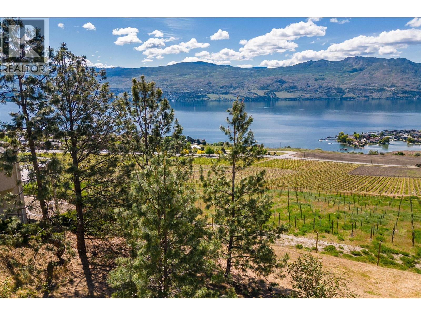  1345 Gregory Road, West Kelowna
