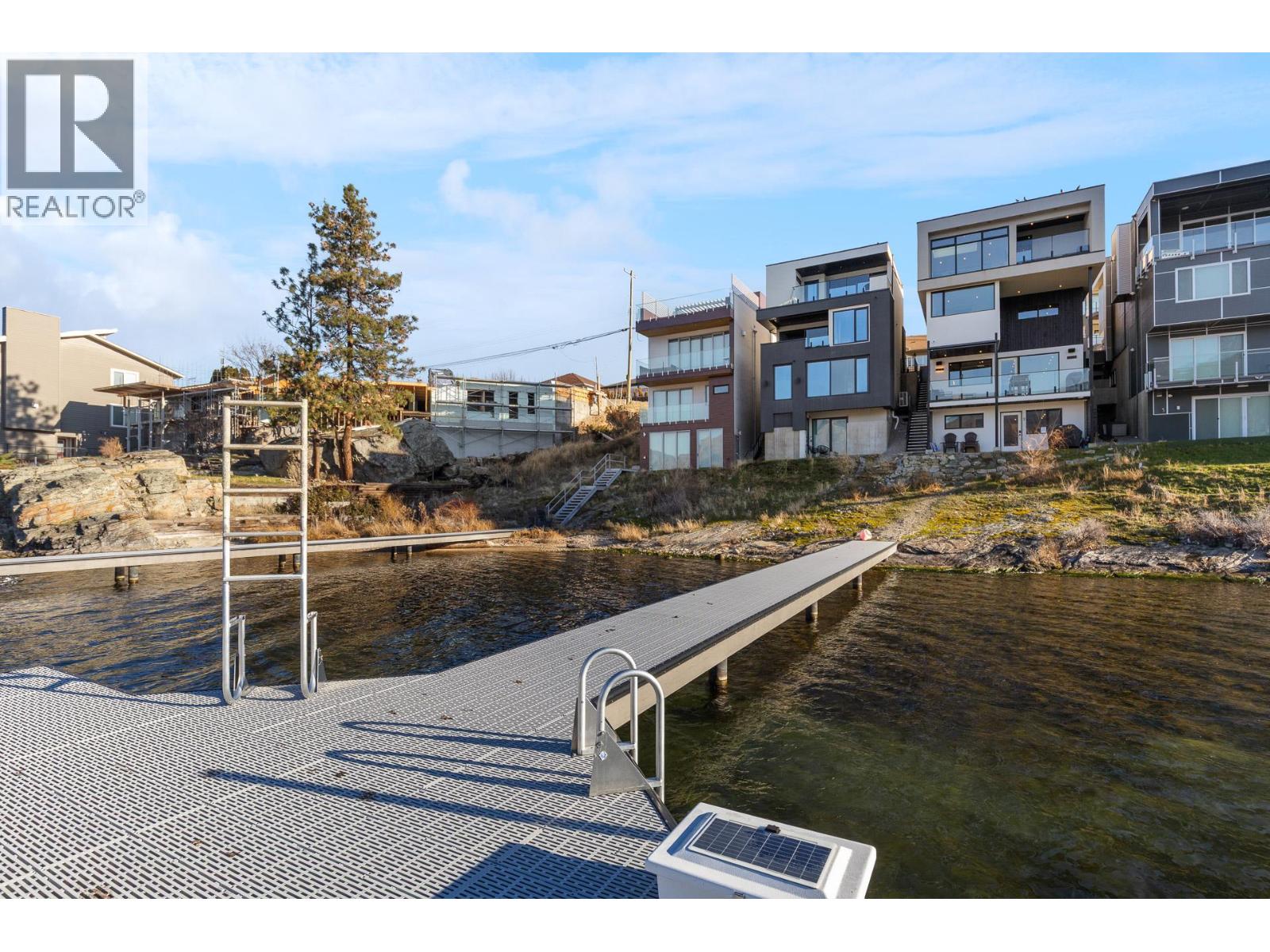 4043 Lakeside Road, Penticton