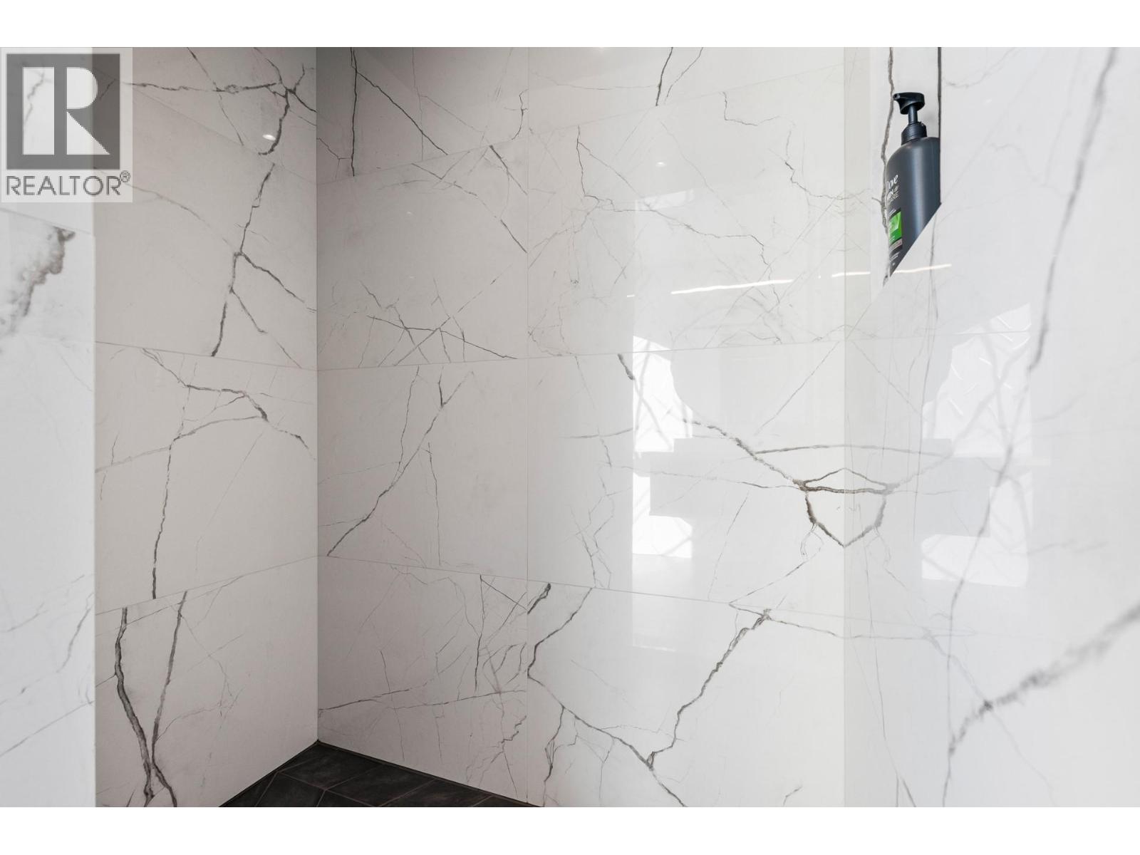 4043 Lakeside Road, Penticton