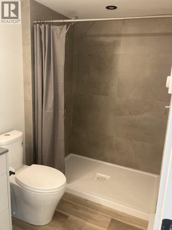 4043 Lakeside Road, Penticton