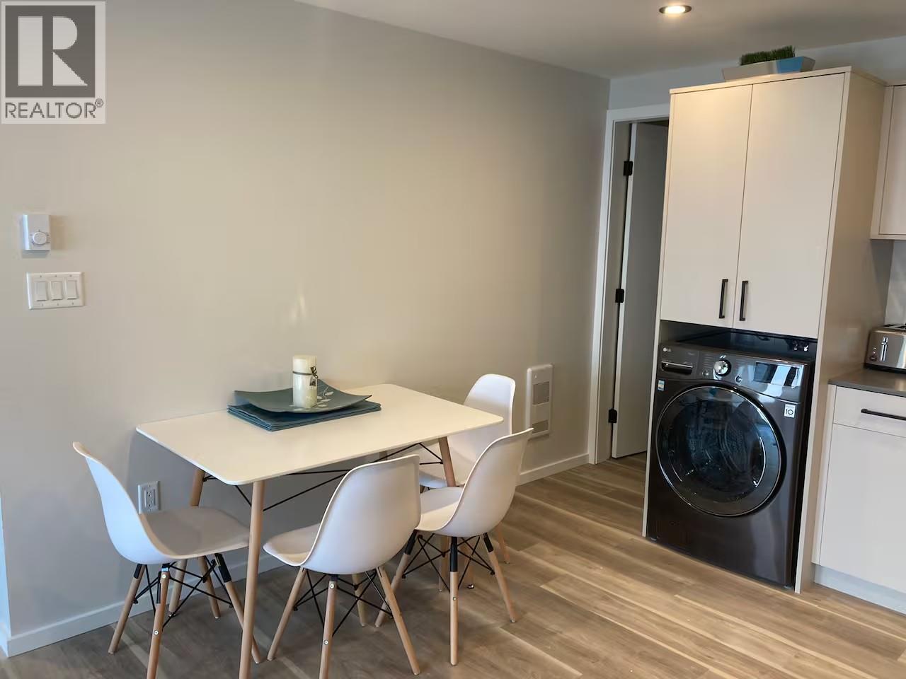 4043 Lakeside Road, Penticton