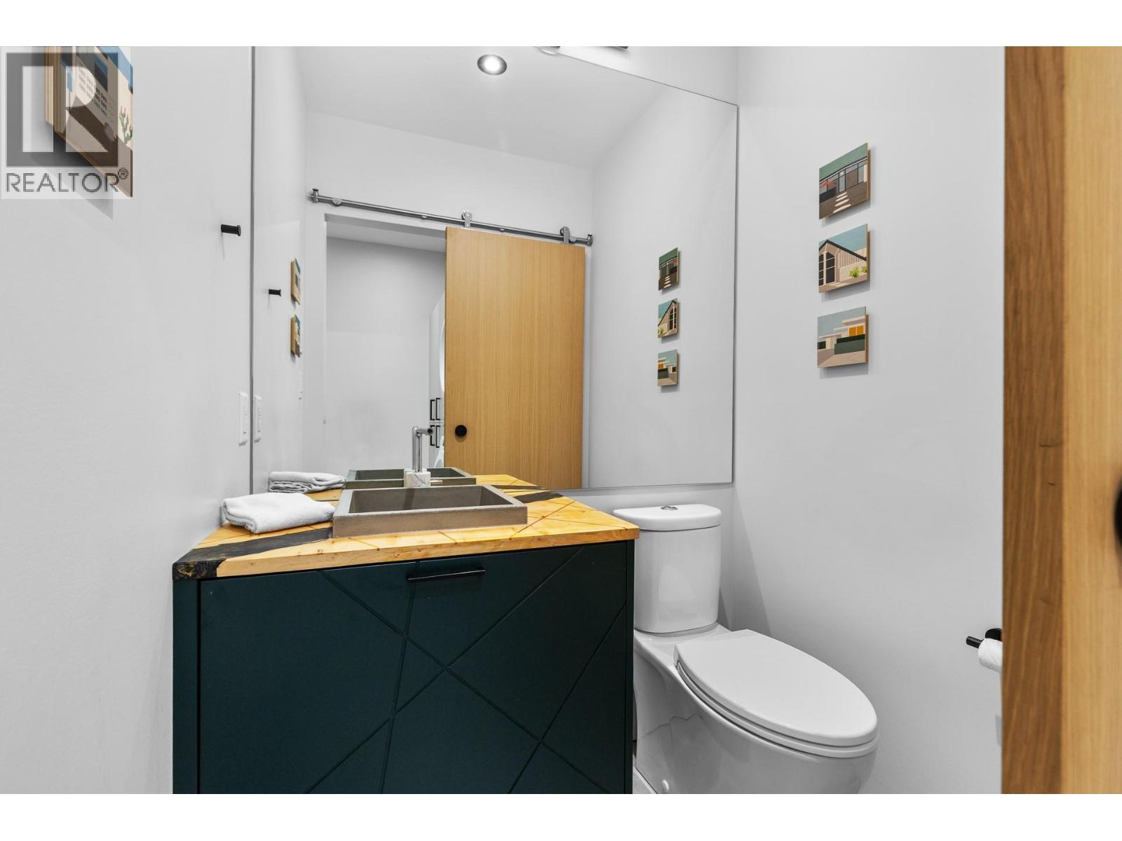 4043 Lakeside Road, Penticton