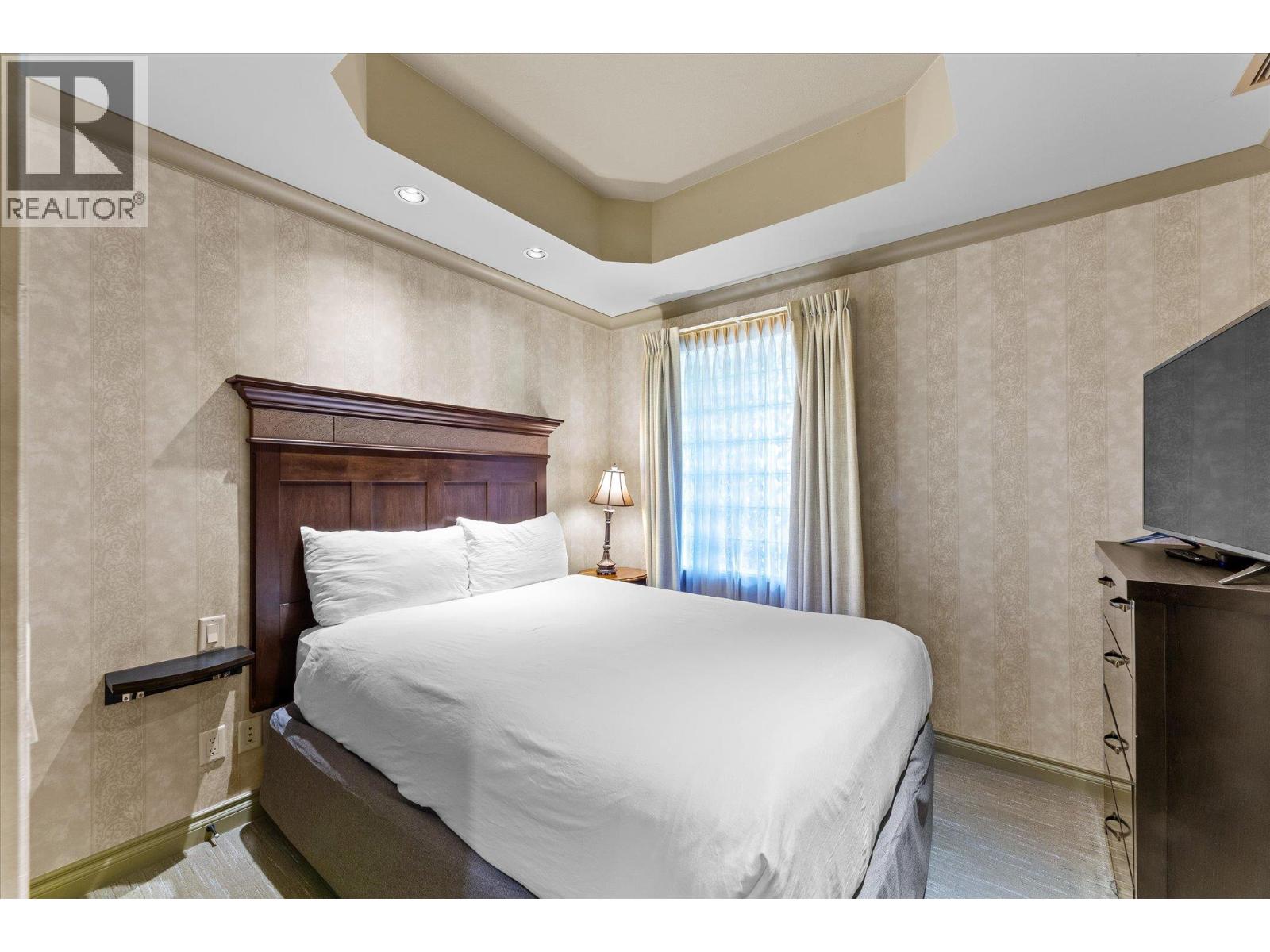 355 1288 Water Street, Kelowna