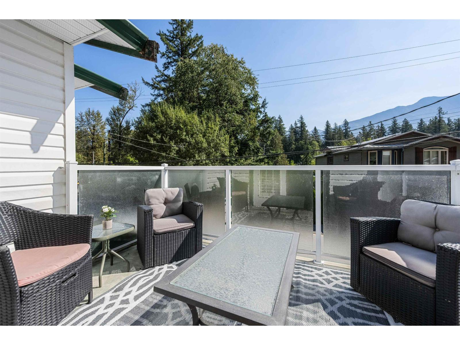 200 LAKESHORE DRIVE, Cultus Lake North, Cultus Lake