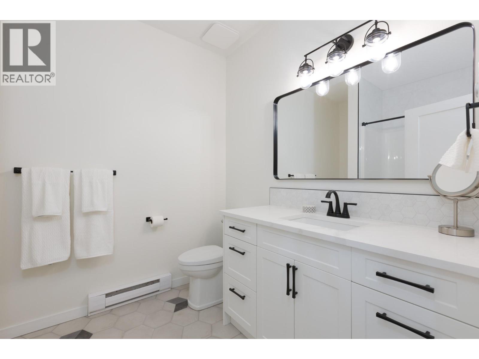 400 680 Lequime Road, Kelowna