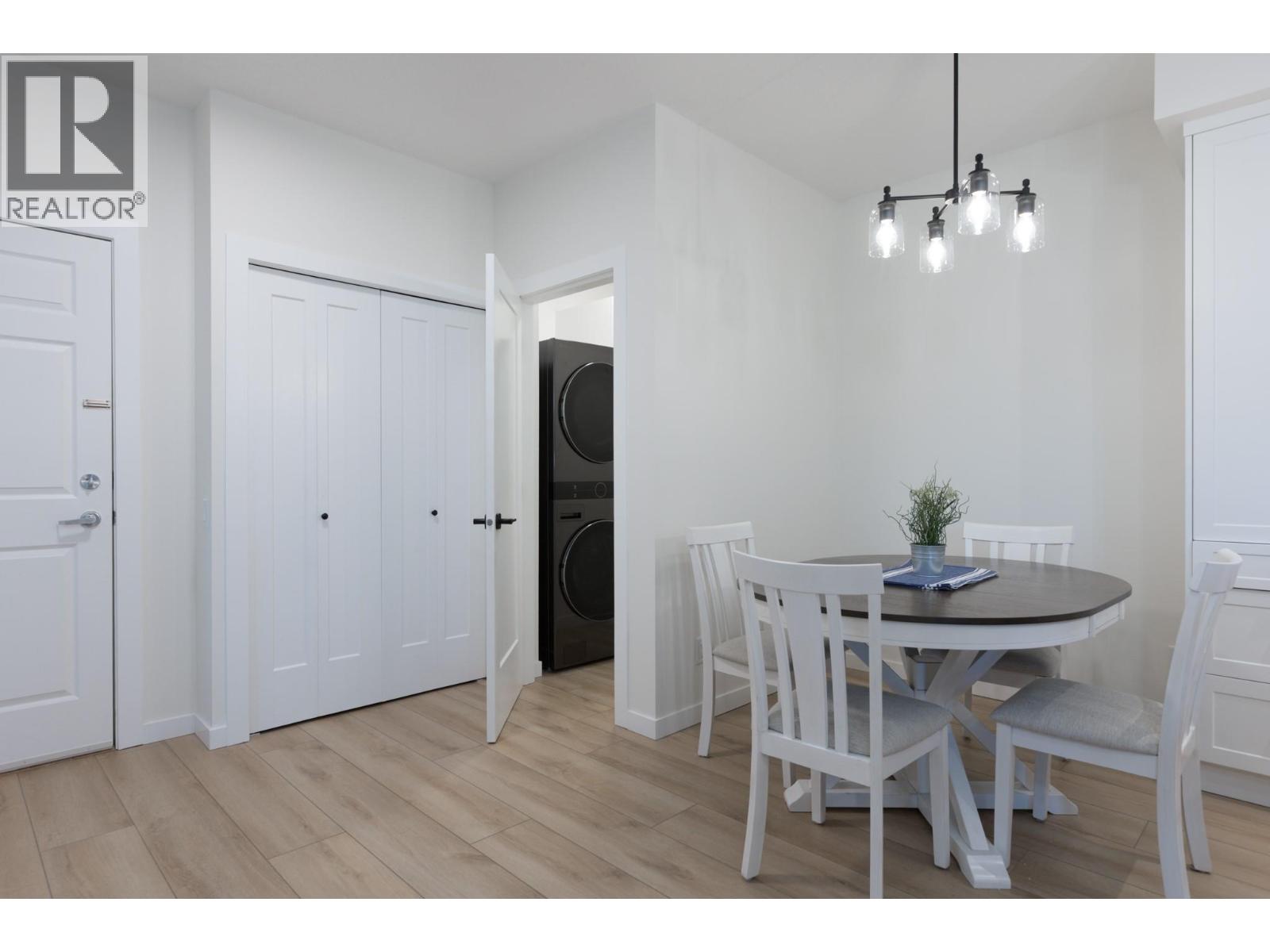 400 680 Lequime Road, Kelowna