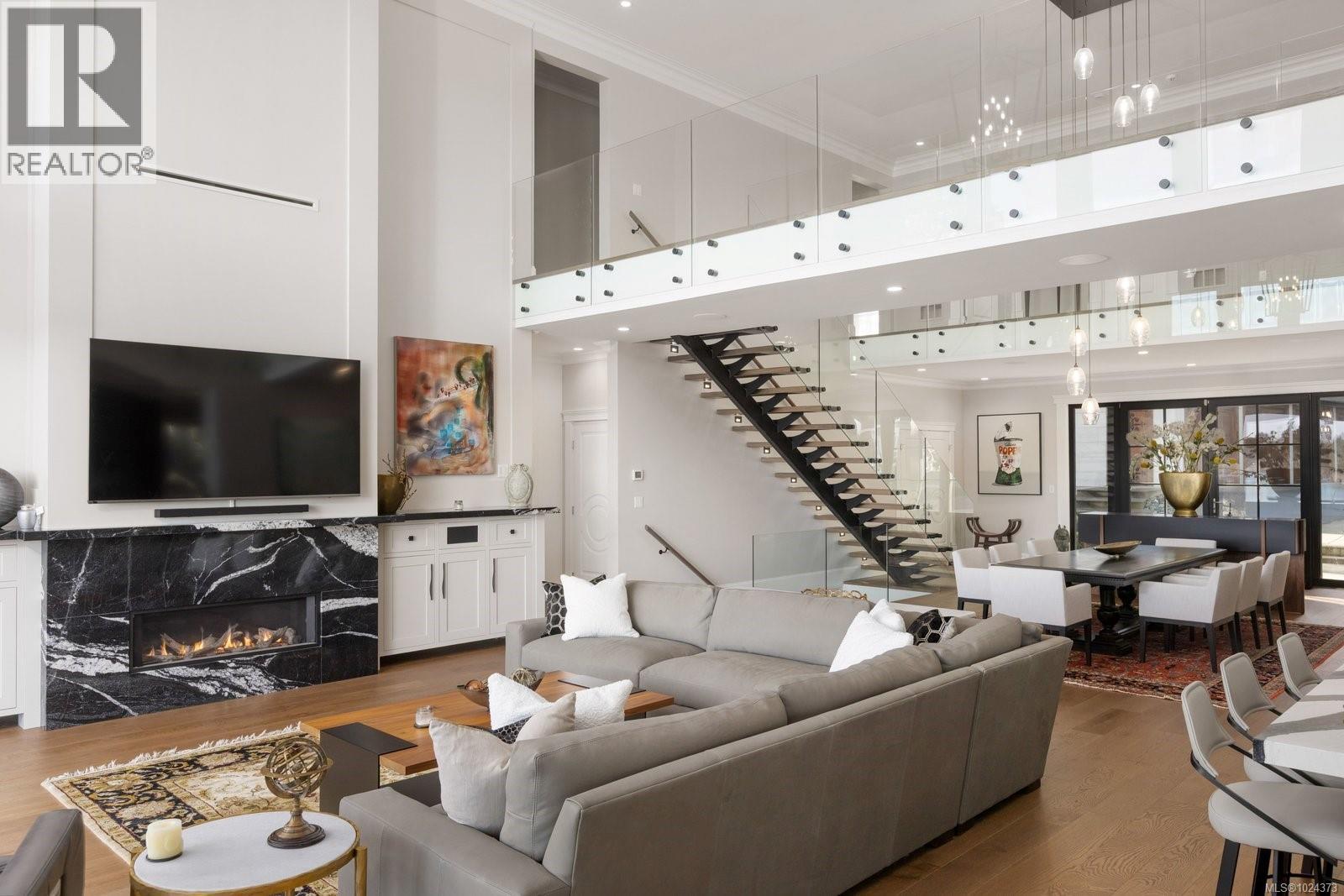  10865 Fernie Wynd Road, North Saanich