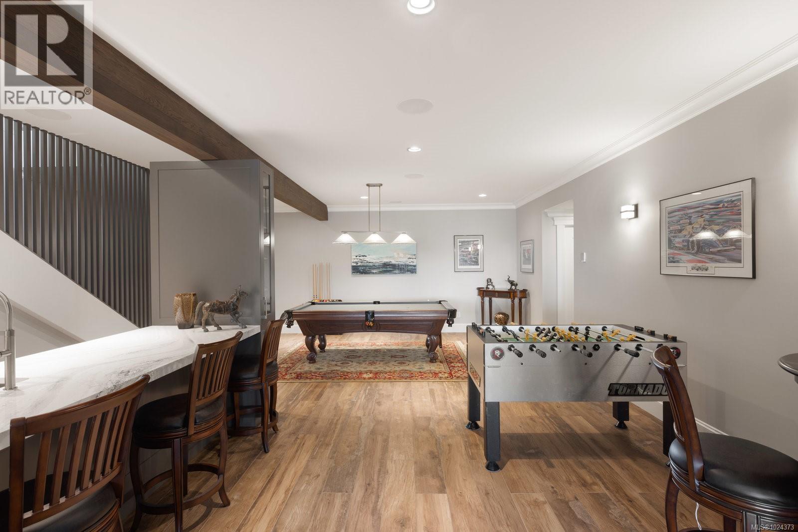  10865 Fernie Wynd Road, North Saanich