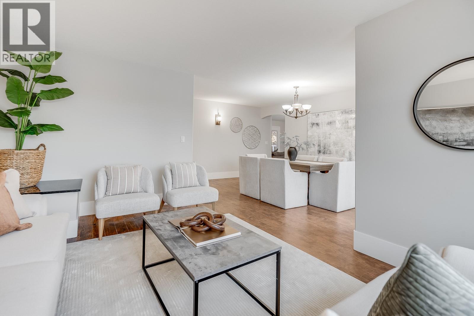  2034 Horizon Drive, West Kelowna