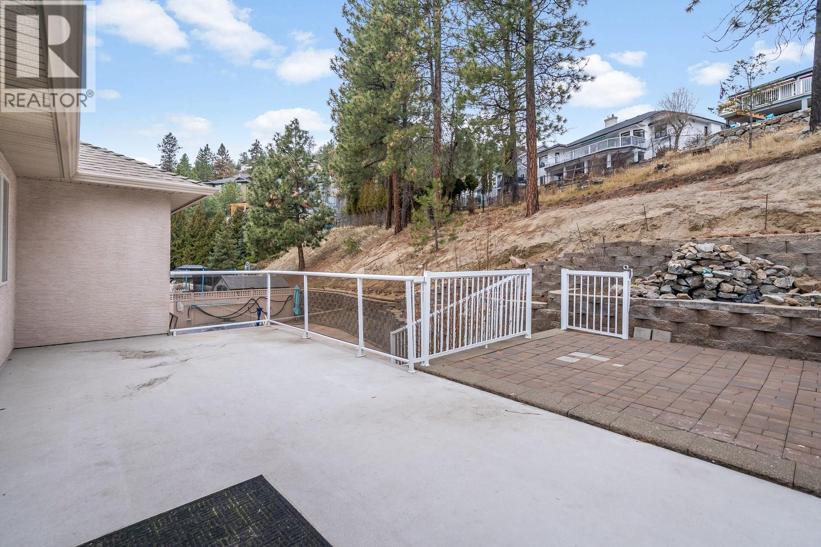  2034 Horizon Drive, West Kelowna