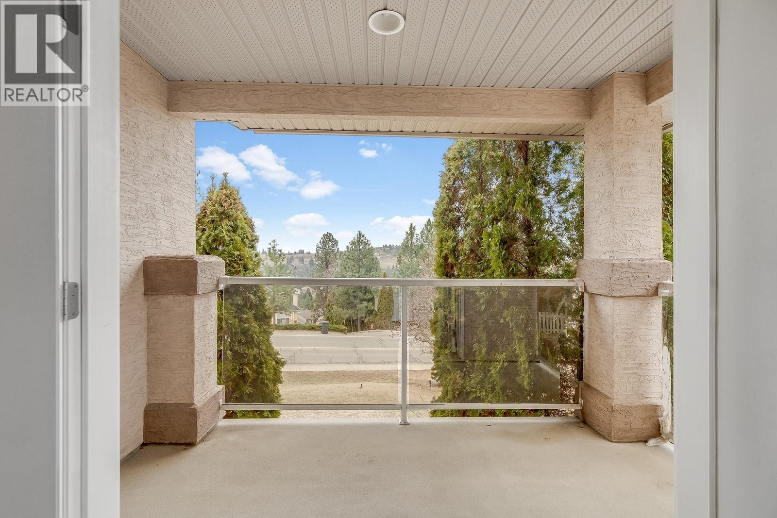  2034 Horizon Drive, West Kelowna