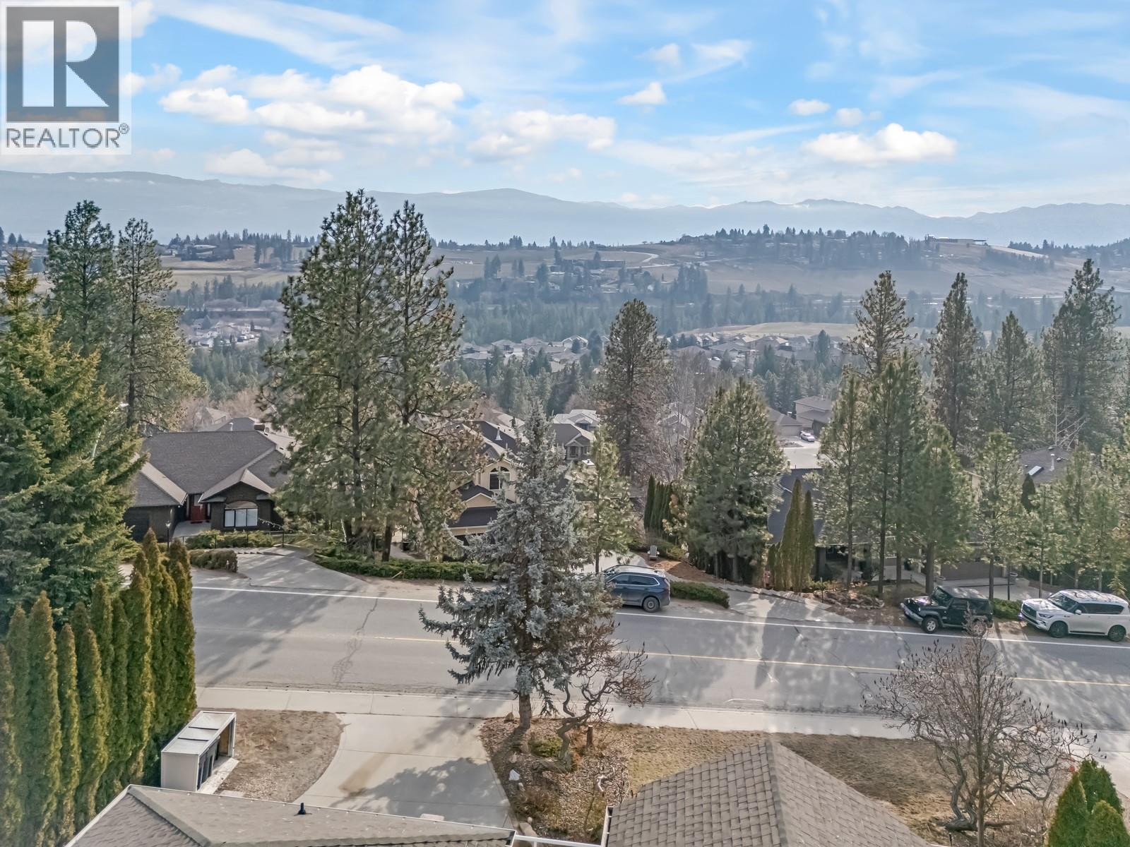  2034 Horizon Drive, West Kelowna