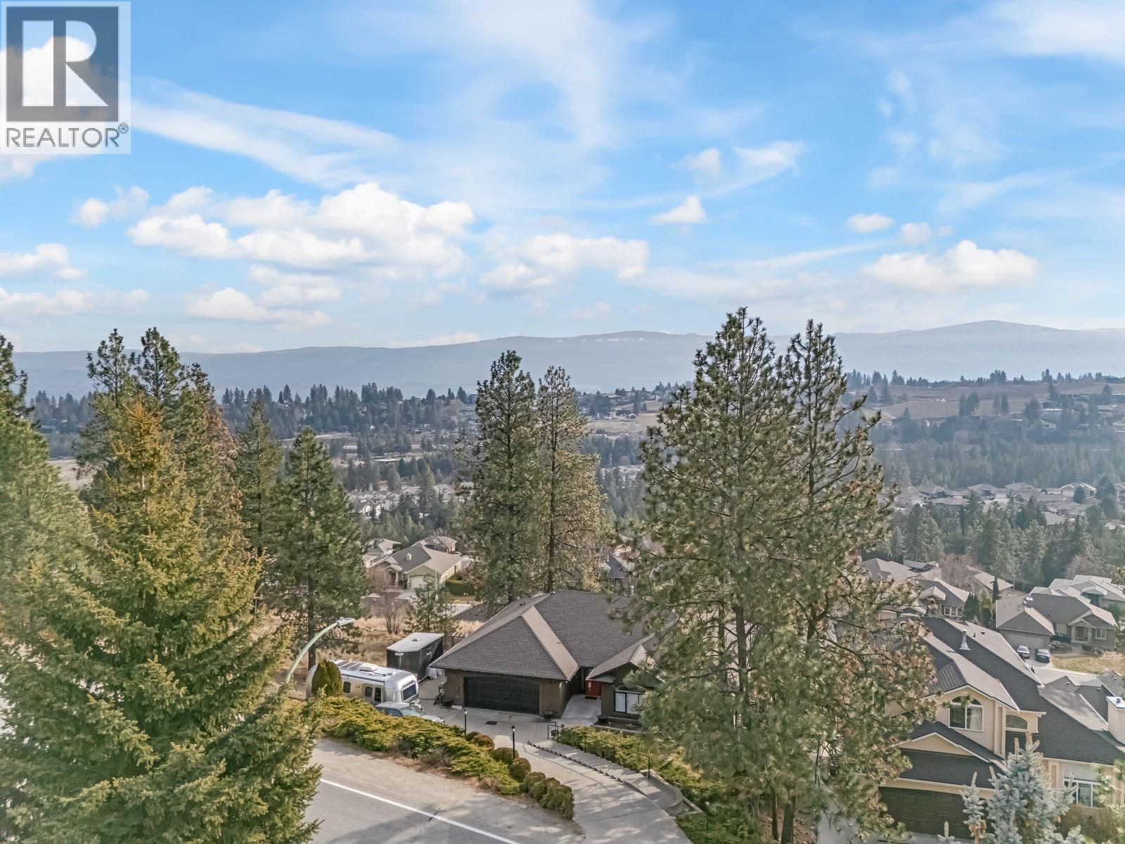  2034 Horizon Drive, West Kelowna