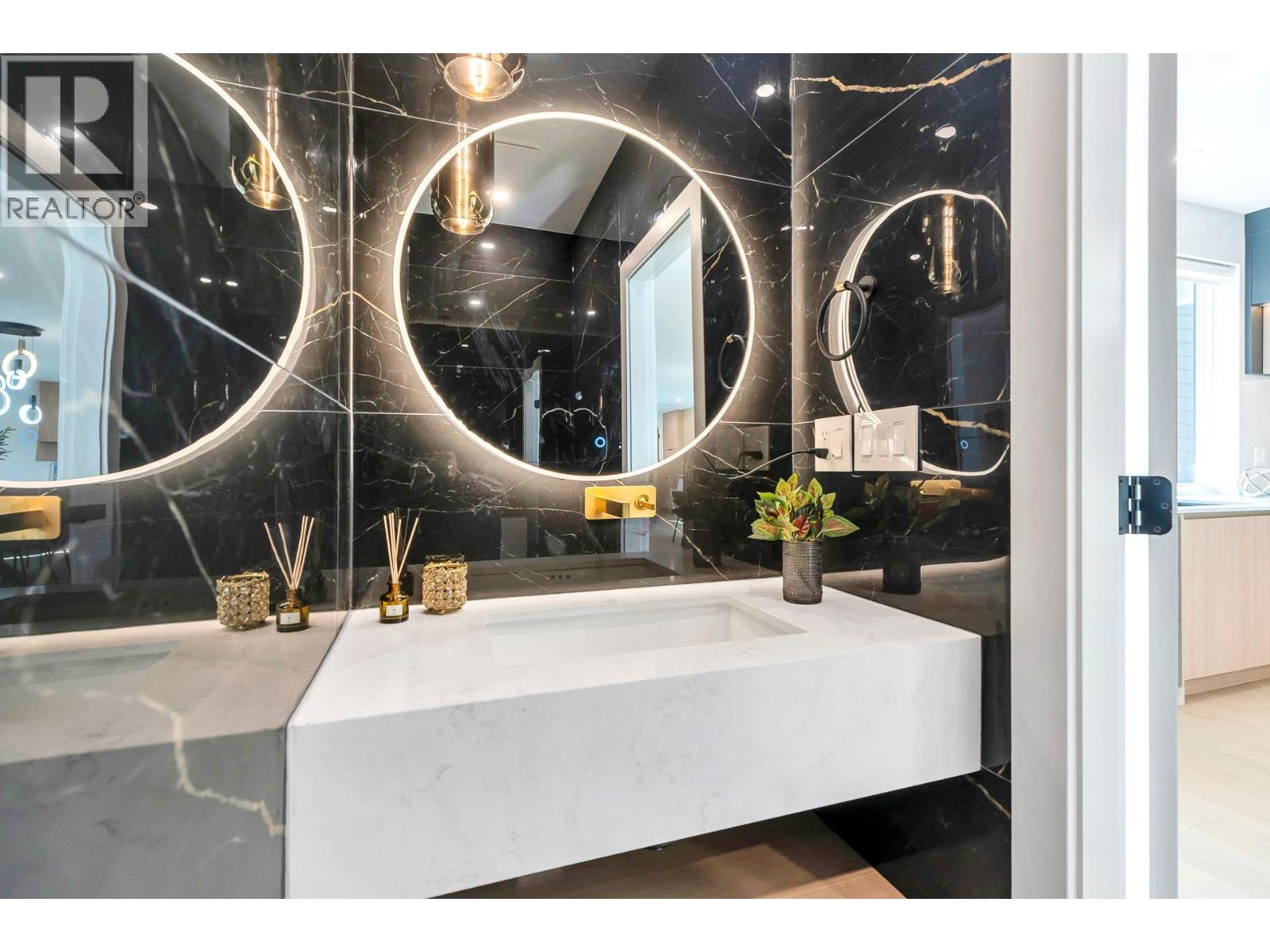 1 7750 MAYFIELD STREET, Burnaby