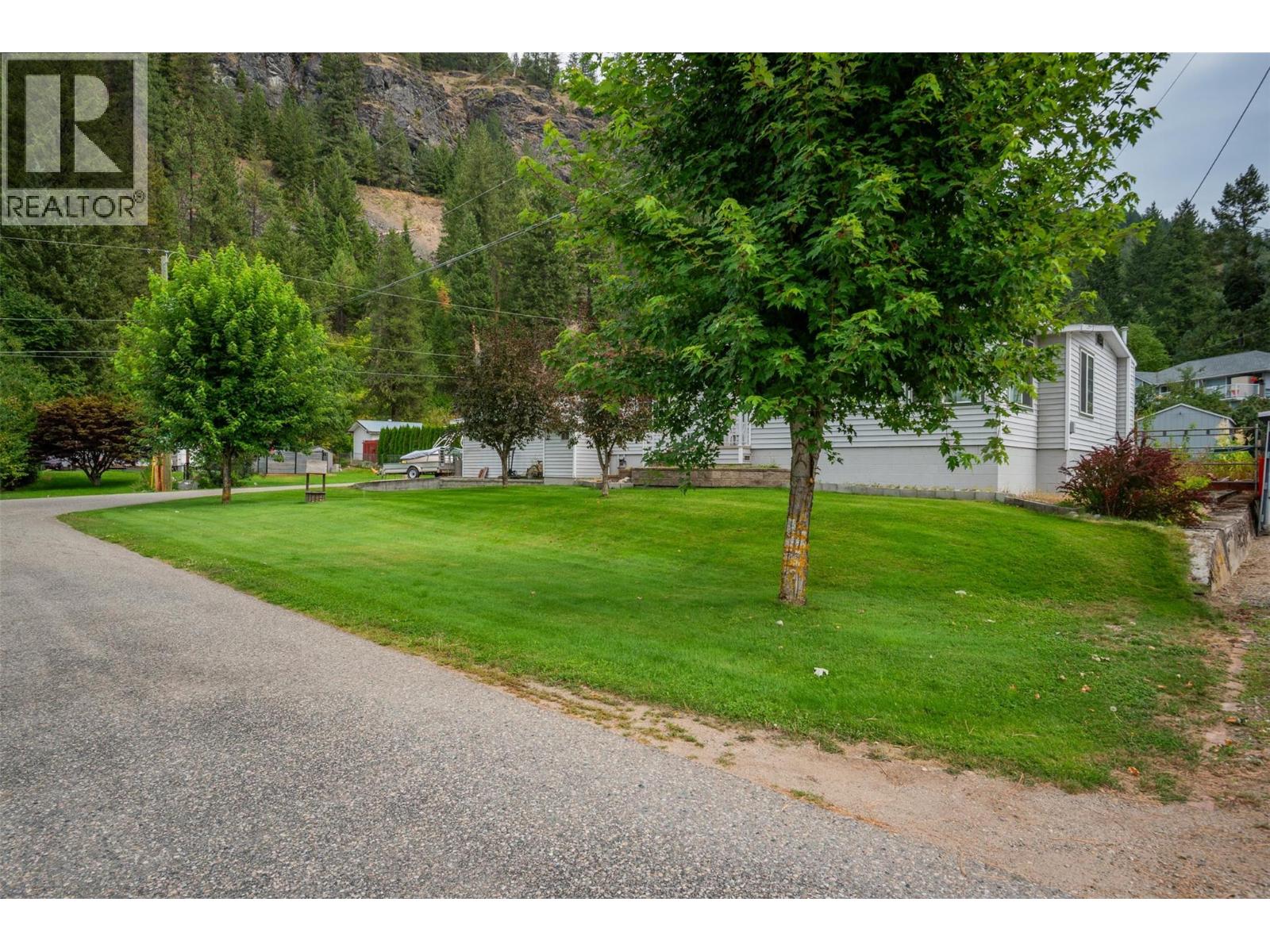 1664 Maida Road, Christina Lake