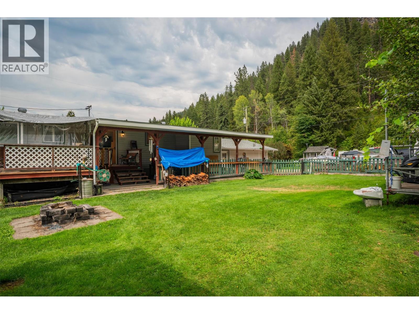 1664 Maida Road, Christina Lake