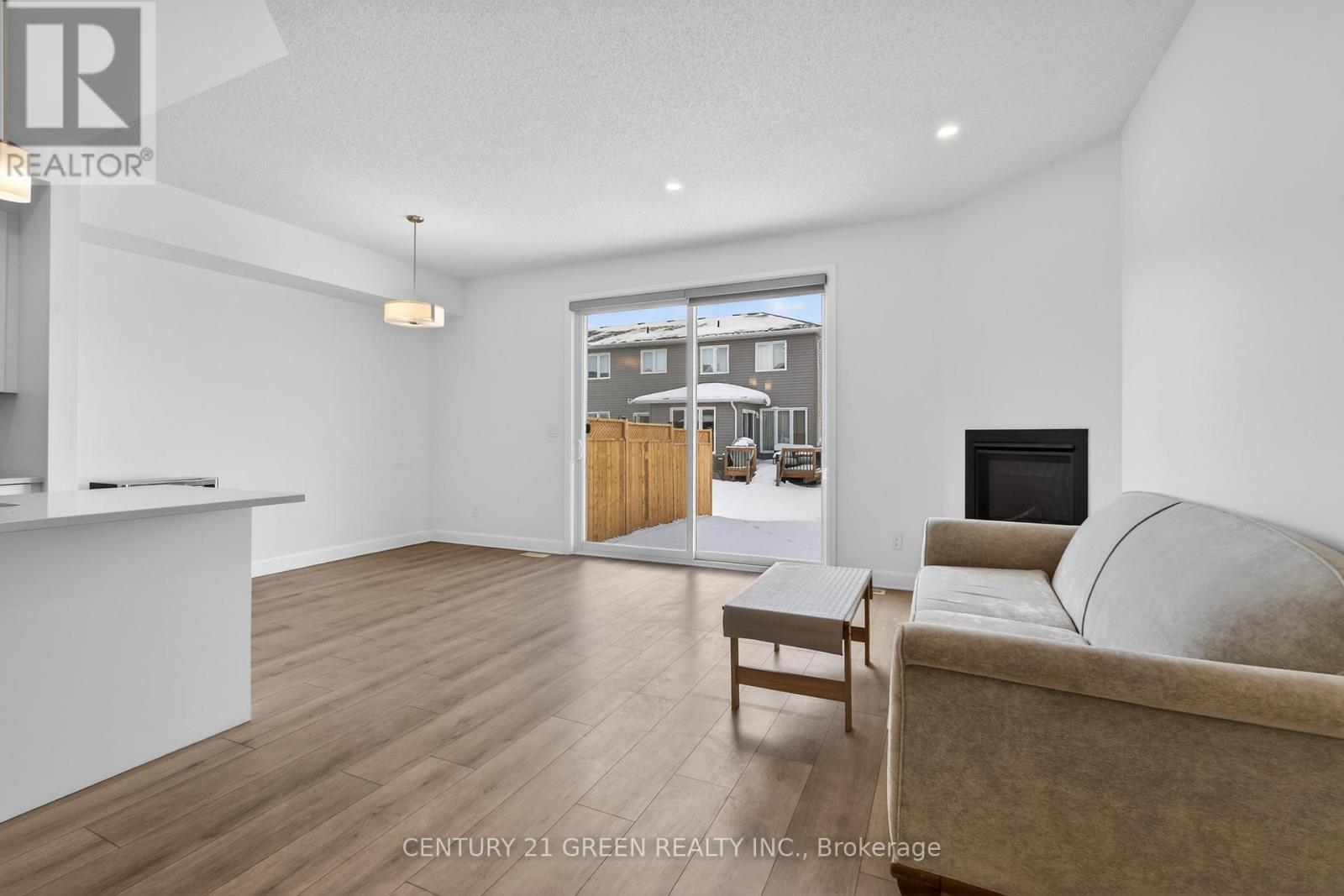 353 BUCKTHORN DRIVE - 15