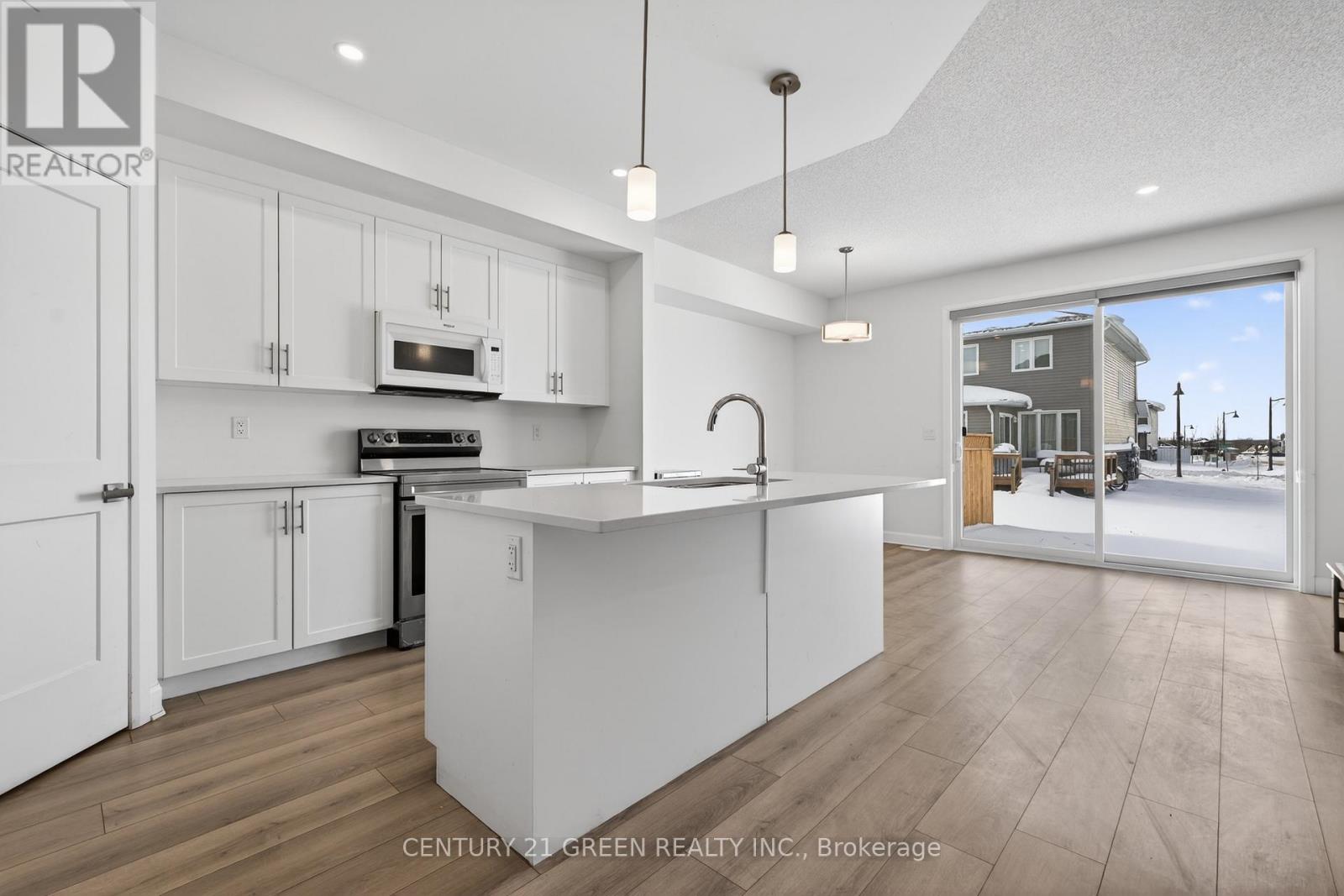 353 BUCKTHORN DRIVE - 7