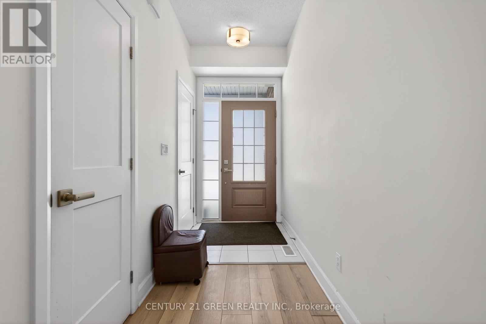 353 BUCKTHORN DRIVE - 4