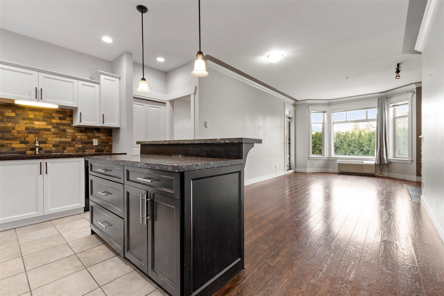 107 46021 SECOND AVENUE, Chilliwack Downtown, Chilliwack