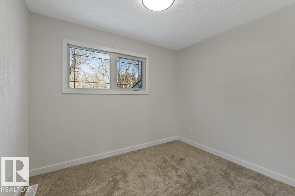 53 MORGAN CR, St. Albert