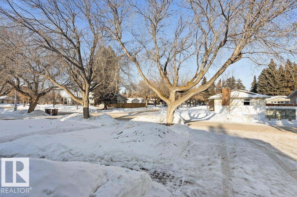 53 MORGAN CR, St. Albert