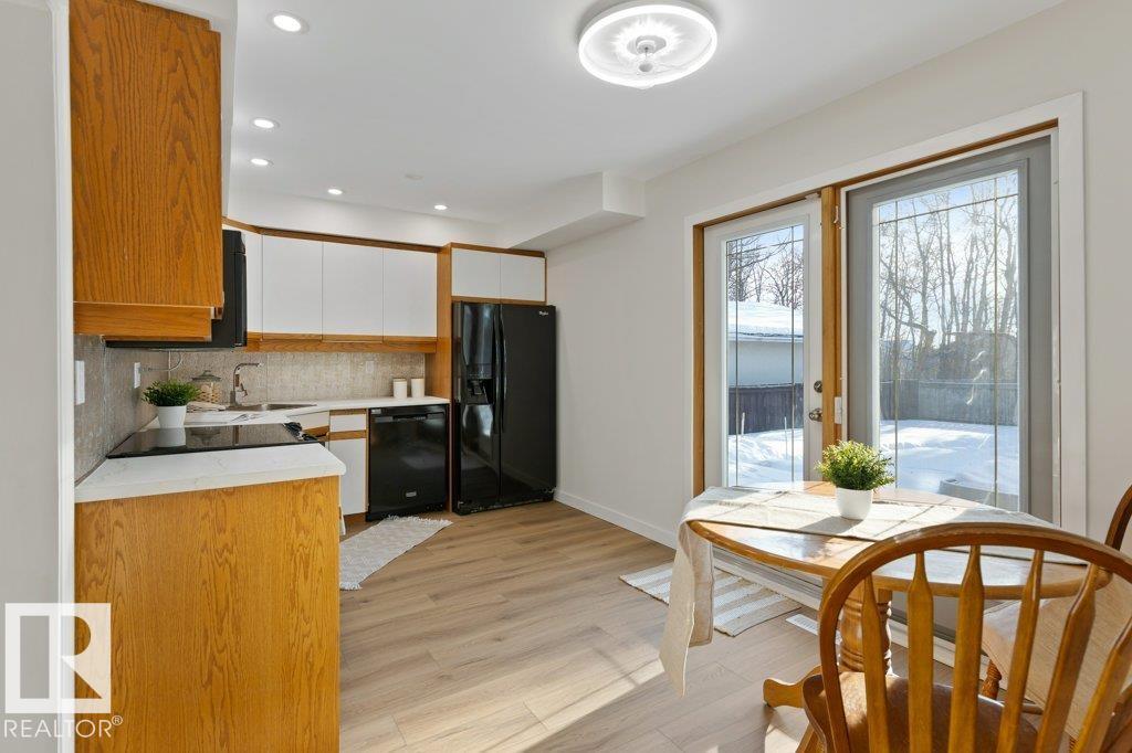 53 MORGAN CR, St. Albert