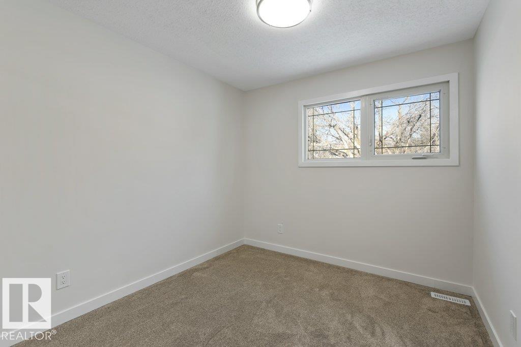 53 MORGAN CR, St. Albert