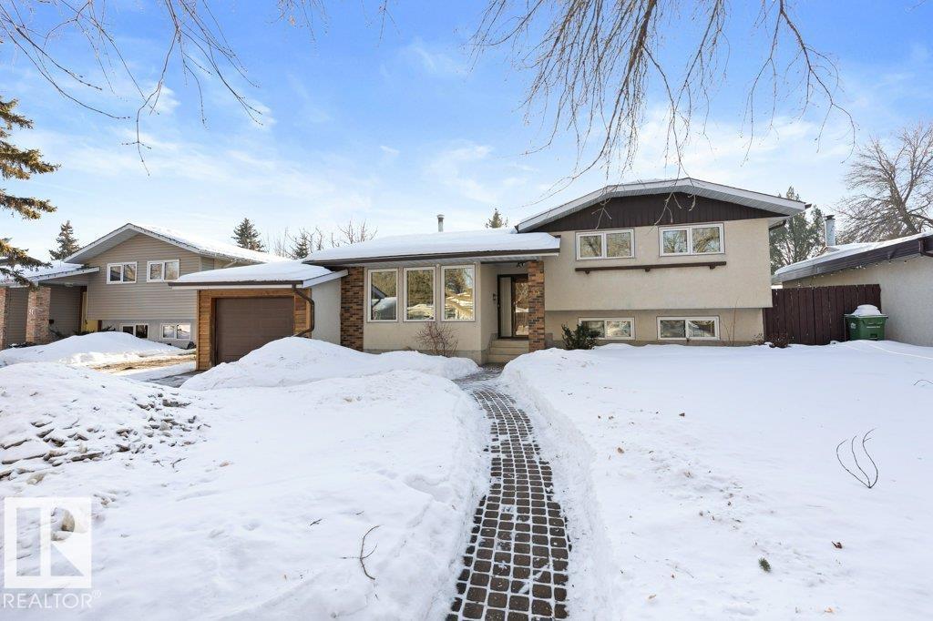 53 MORGAN CR, St. Albert