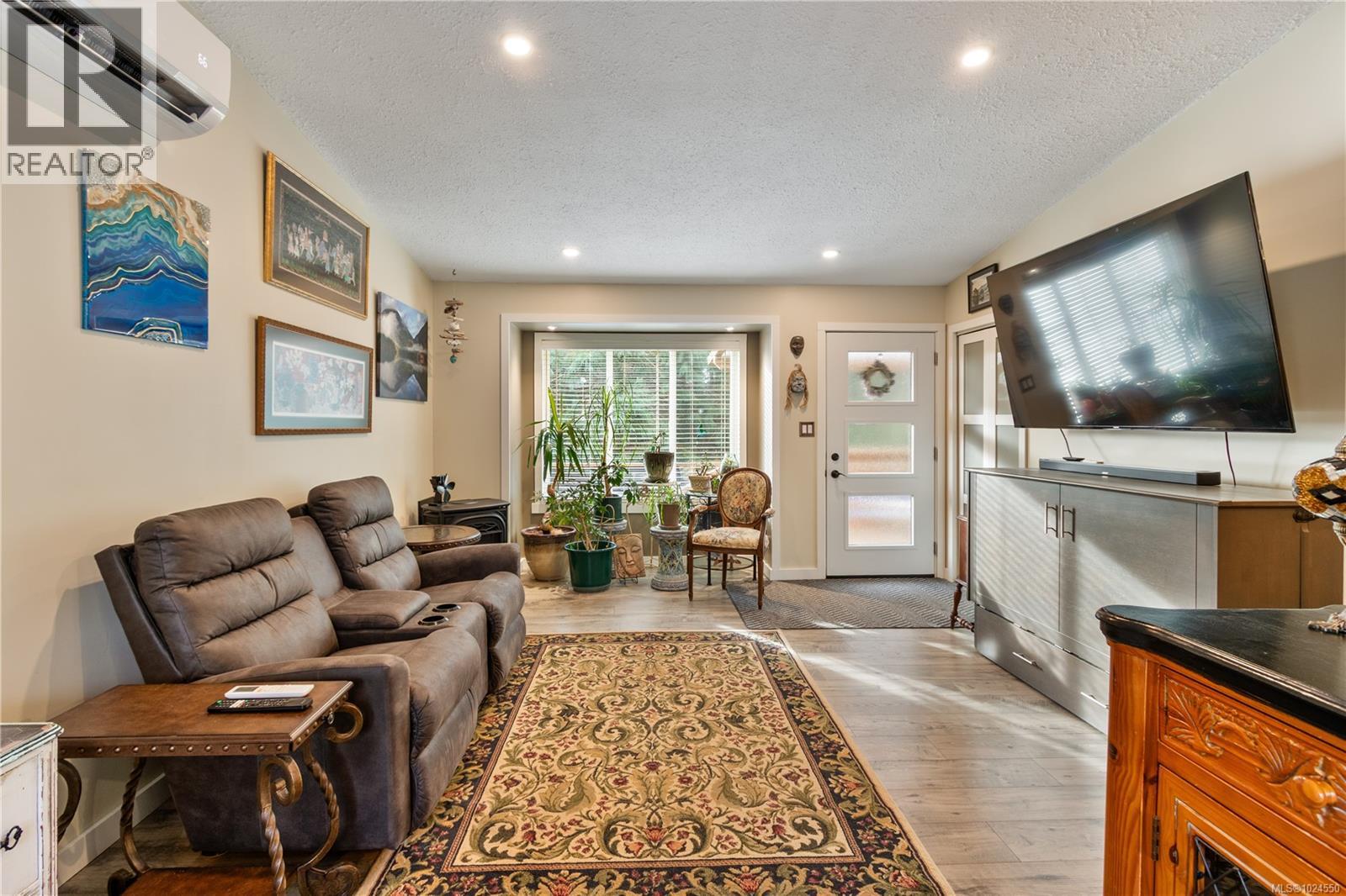 28 745 Church St, Gabriola Island