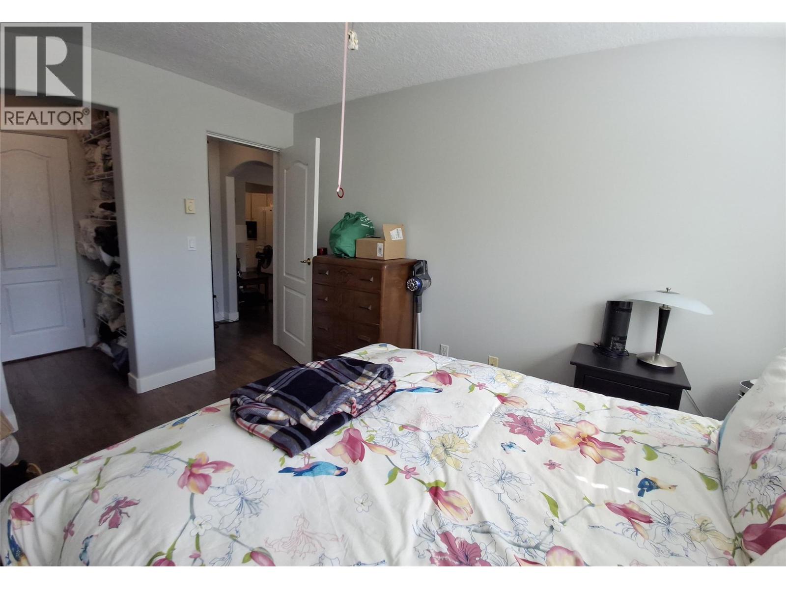 743 Okanagan Avenue Unit# 301, Chase