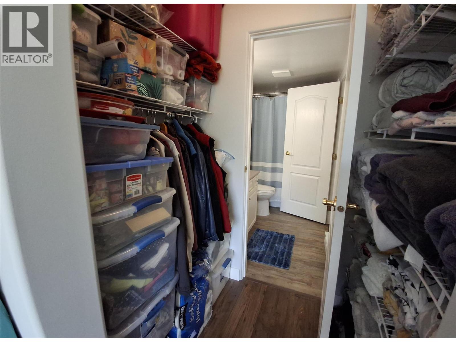 743 Okanagan Avenue Unit# 301, Chase