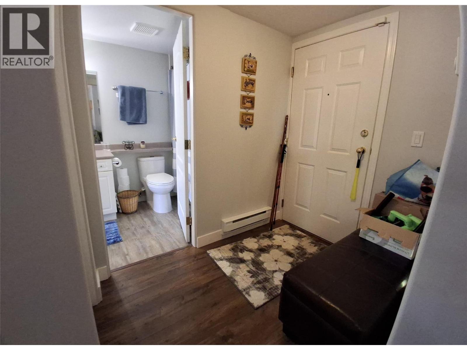 743 Okanagan Avenue Unit# 301, Chase