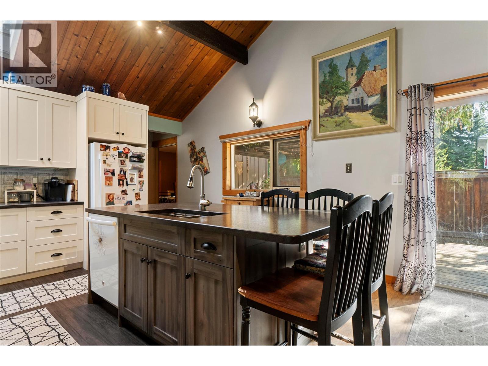  4174 Ashe Crescent, Scotch Creek