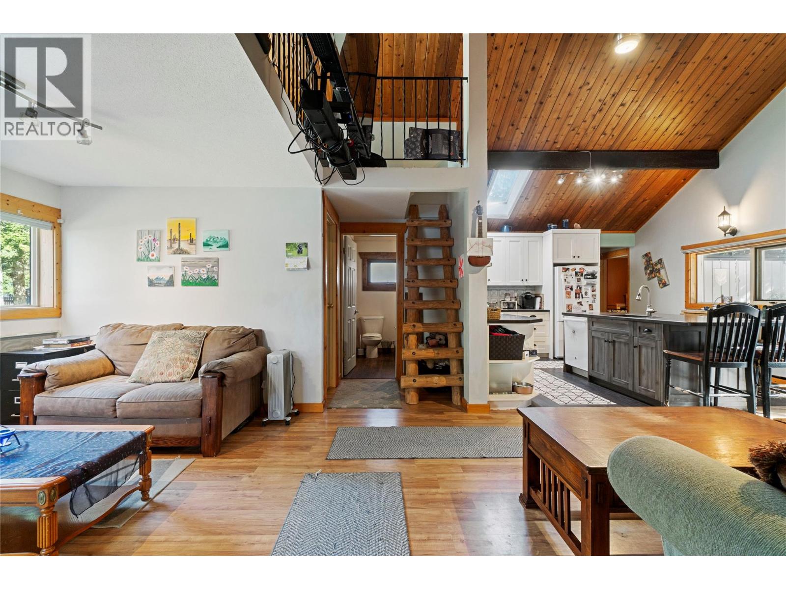  4174 Ashe Crescent, Scotch Creek