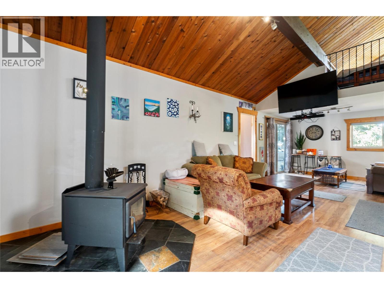  4174 Ashe Crescent, Scotch Creek