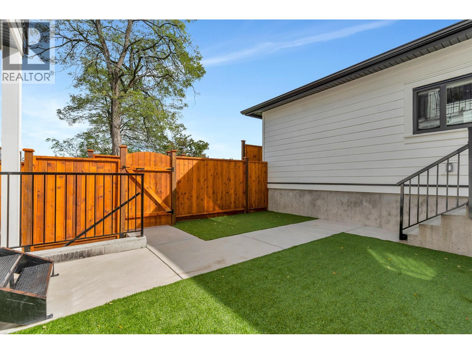 4 7750 MAYFIELD STREET, Burnaby