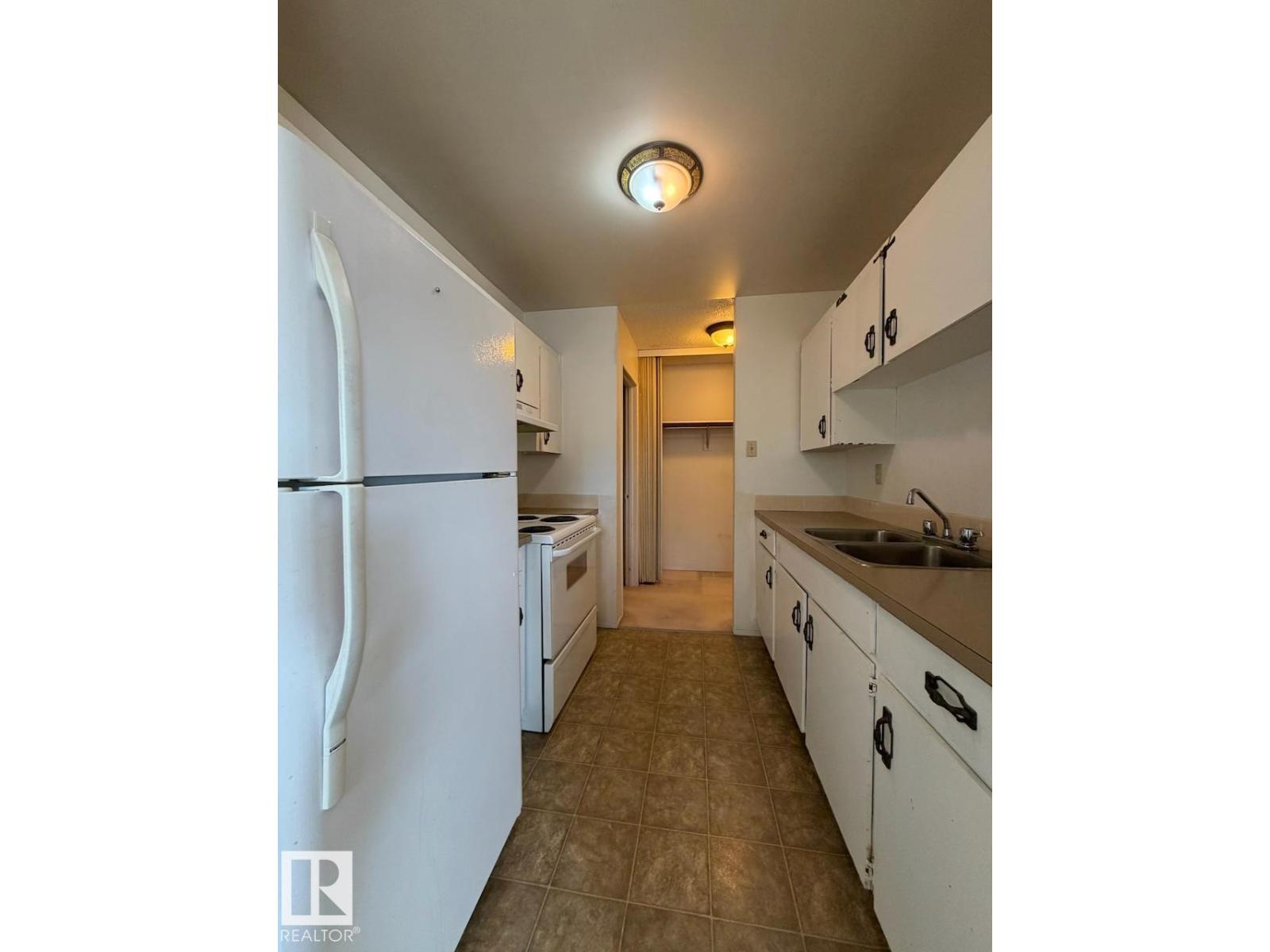 #201 10111 160 ST NW, Edmonton