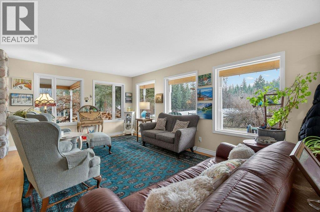 615 97B Highway SE, Salmon Arm