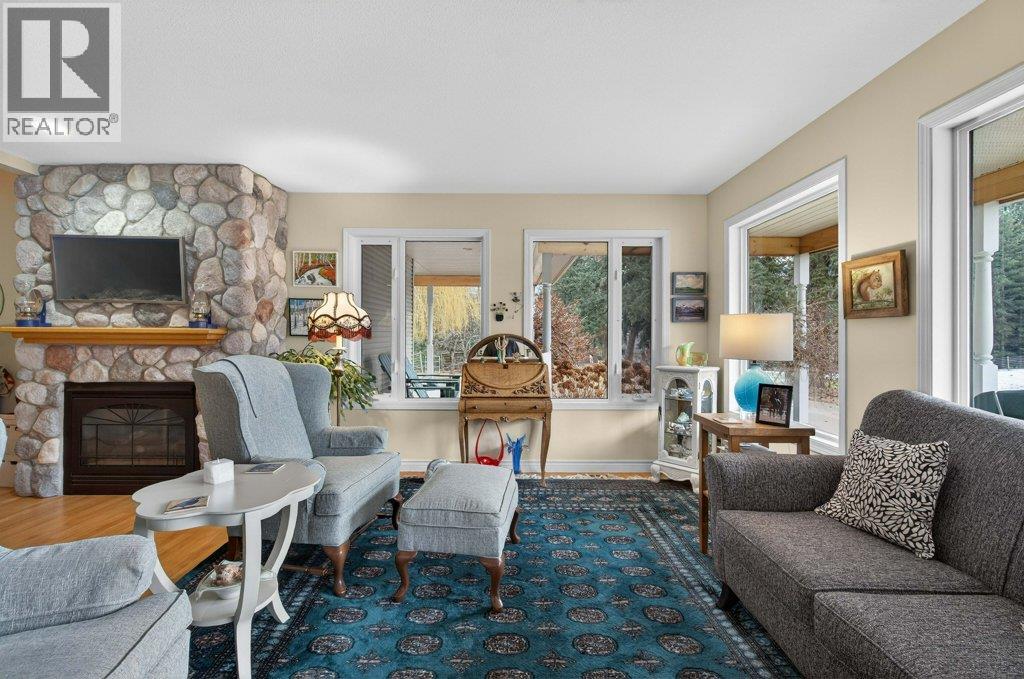 615 97B Highway SE, Salmon Arm