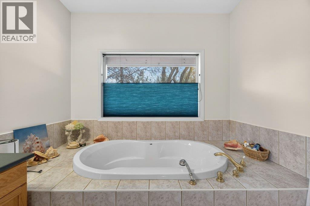 615 97B Highway SE, Salmon Arm